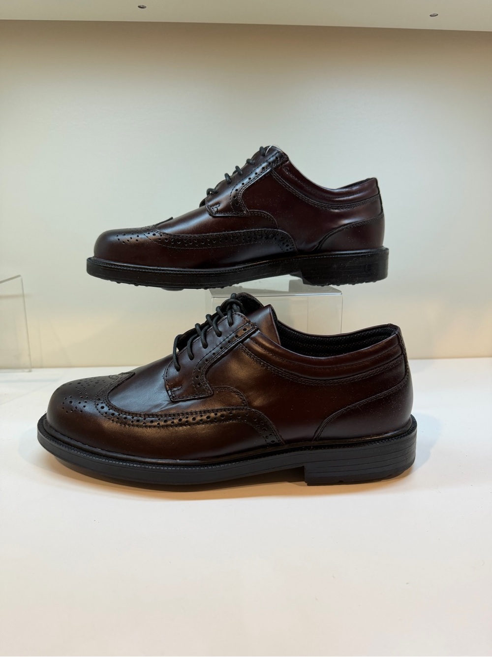 Deer Stag S.U.P.R.O. SOCK Raisin Tribune Wing tip Men’s Size 11 New in Box